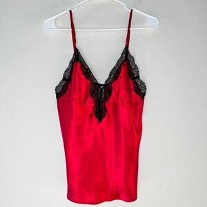 Lilac & London Red Silky Stain Black Lace Trim Cami size medium